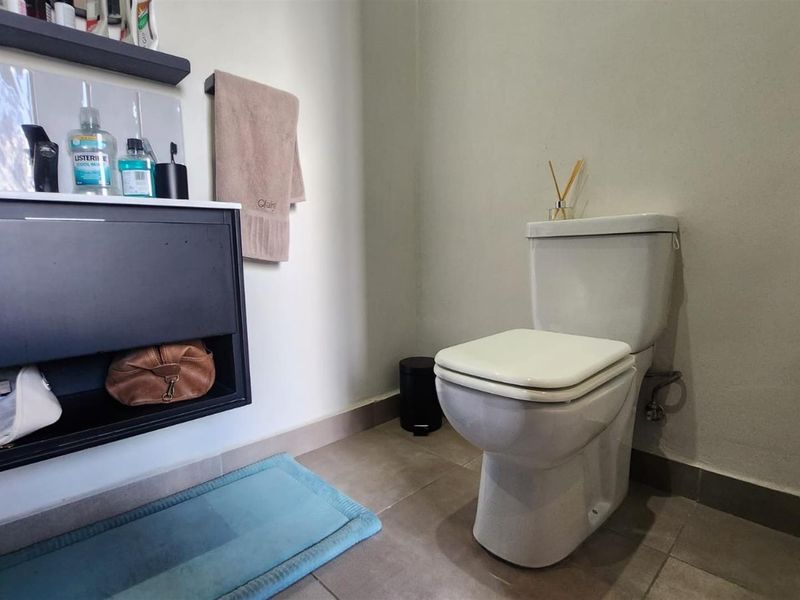 2-bedroom, 2.5-bathroom Apartment Available For Rent  in Sandton - Photo 10