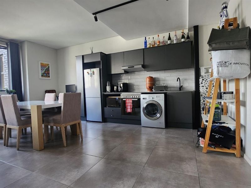 2-bedroom, 2.5-bathroom Apartment Available For Rent  in Sandton - Photo 5