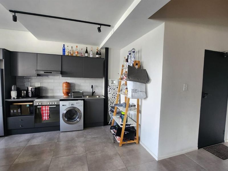 2-bedroom, 2.5-bathroom Apartment Available For Rent  in Sandton - Photo 4