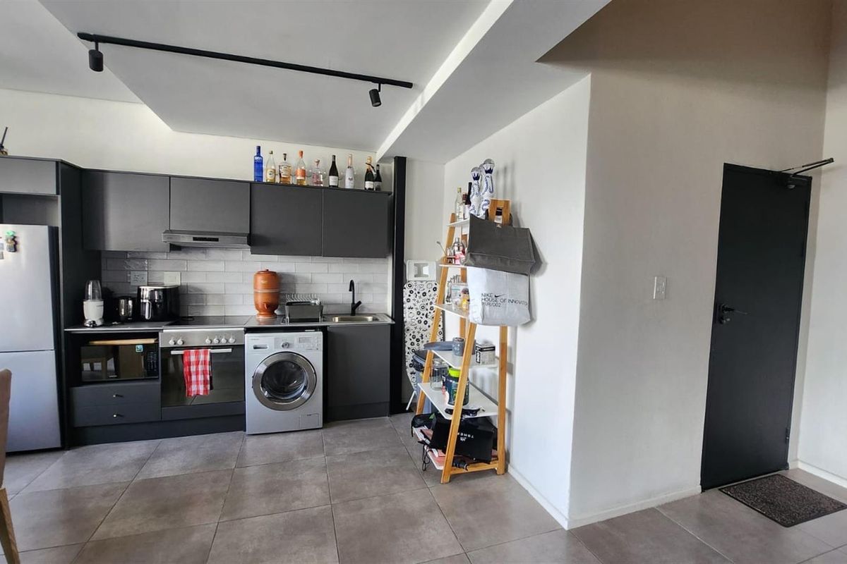 2-bedroom, 2.5-bathroom Apartment Available For Rent  in Sandton - Photo 4