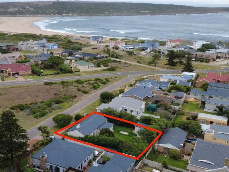 4 Bedroom Brick  House Gouritsmond - Photo 2