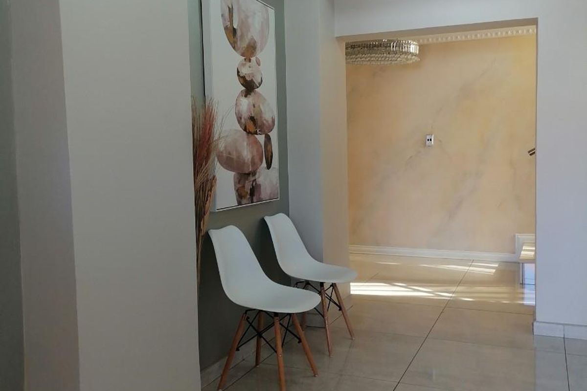 5 Bedrom HOUSE for sale in Bendor - Photo 3