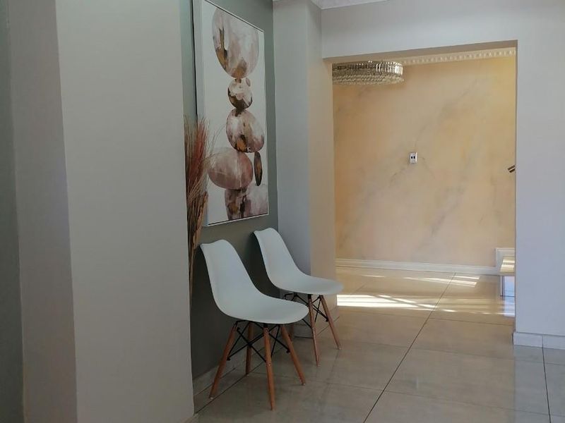 5 Bedrom HOUSE for sale in Bendor - Photo 6