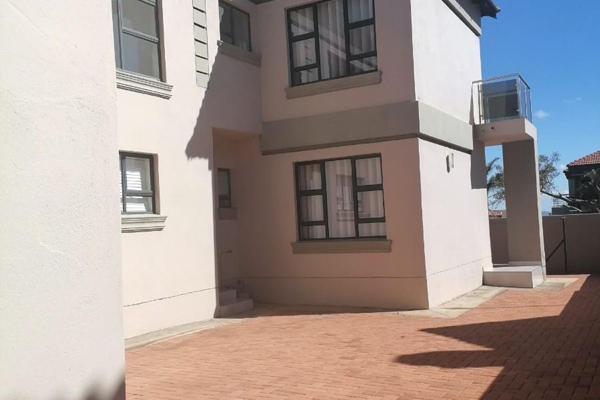 5 Bedrom HOUSE for sale in Bendor - Photo 2