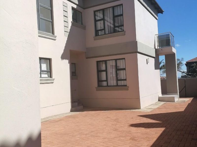 5 Bedrom HOUSE for sale in Bendor - Photo 2