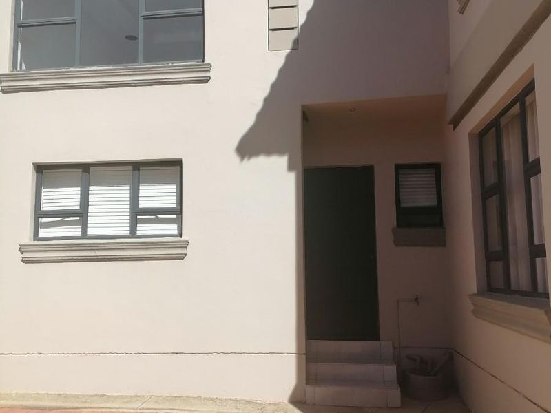 5 Bedrom HOUSE for sale in Bendor - Photo 3