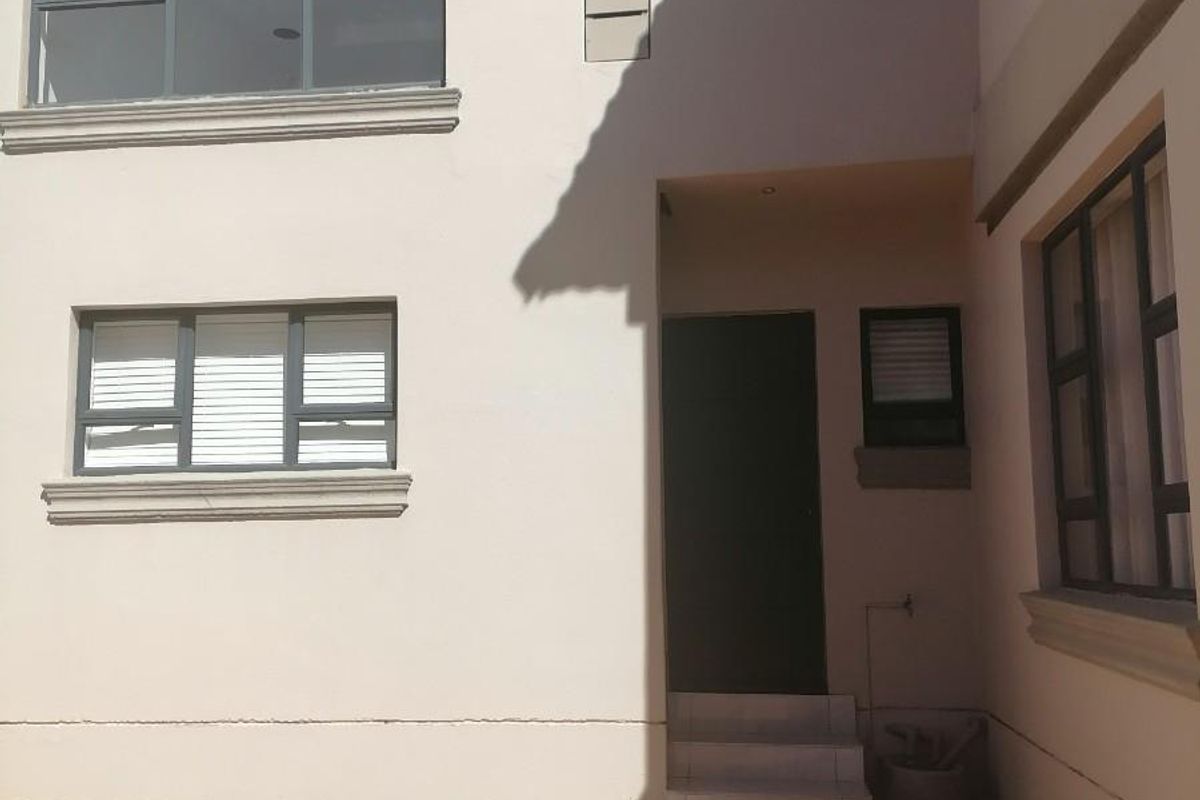 5 Bedrom HOUSE for sale in Bendor - Photo 3