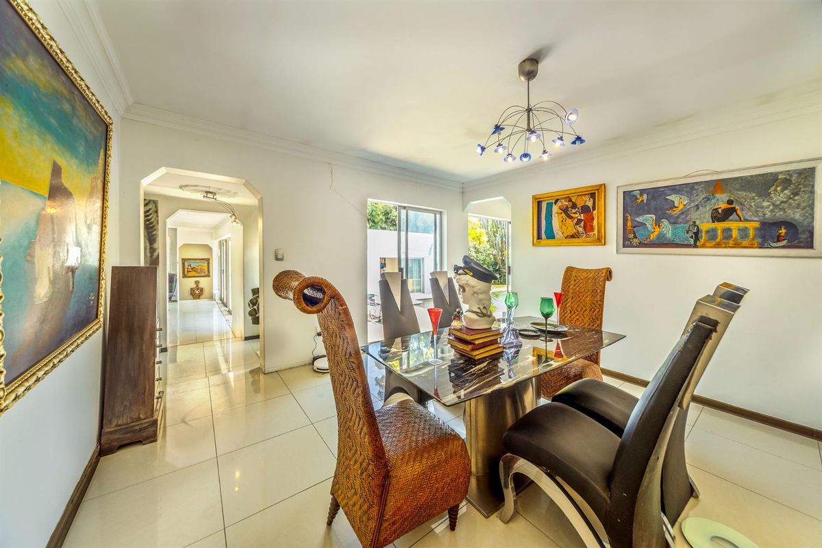 Family Home For Sale in Lonehill, Sandton - Photo 5