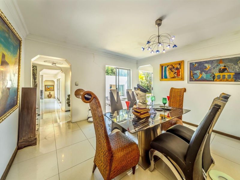 Family Home For Sale in Lonehill, Sandton - Photo 5