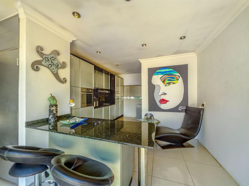 Family Home For Sale in Lonehill, Sandton - Photo 6