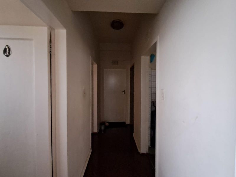 Apartment For Sale in Yeoville, Johannesburg - Photo 10