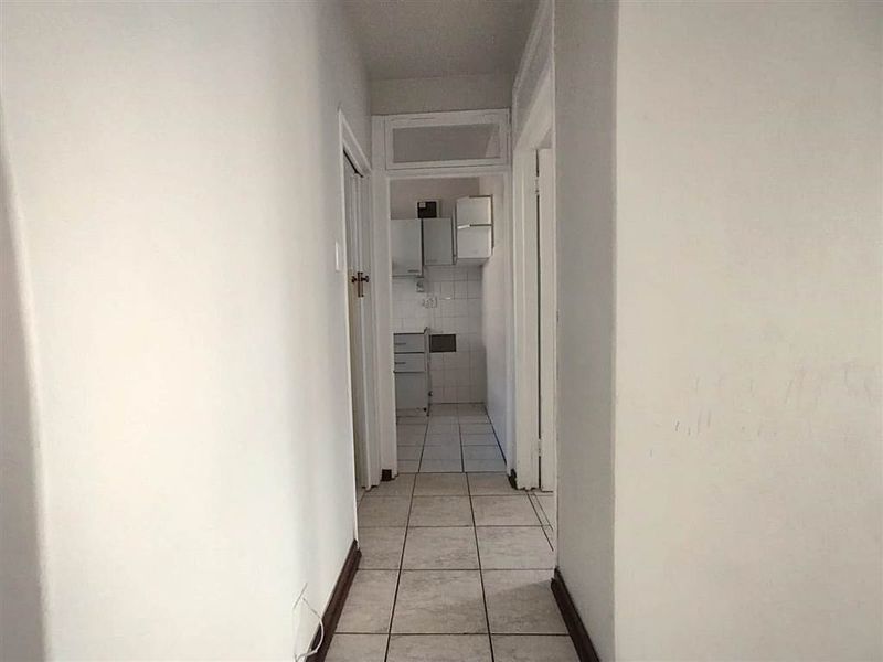 Apartment To Rent in Essenwood, Durban, KwaZulu Natal - Photo 7