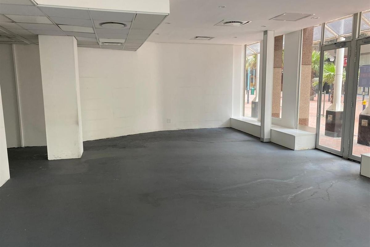 Retail Space To Rent in Cape Town City Centre, Cape Town - Photo 4