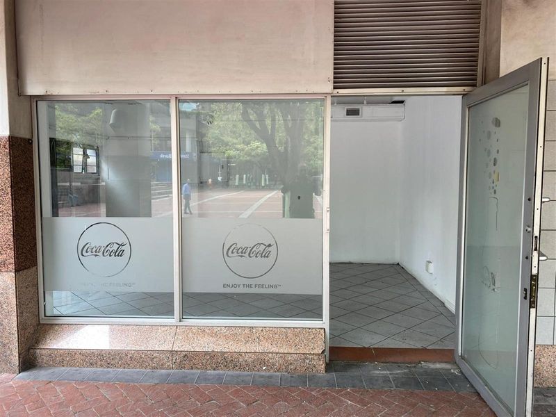 Retail Space To Rent in Cape Town City Centre, Cape Town - Photo 2