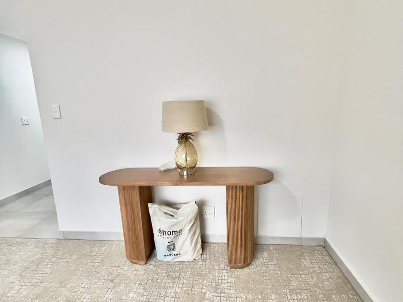 Ground-Floor Modern 1-Bedroom, 1 Bathroom Apartment in Eco-Smart Hesketh Estate, Hayfields - Photo 9