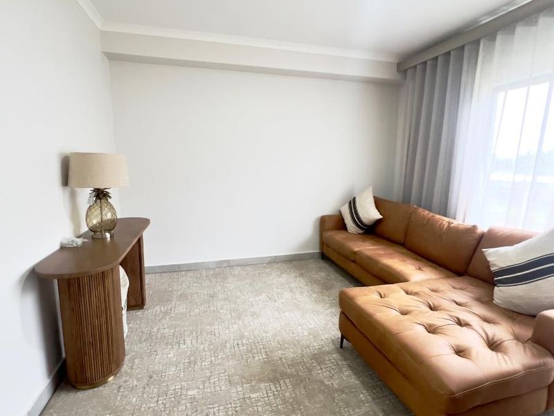 Ground-Floor Modern 1-Bedroom, 1 Bathroom Apartment in Eco-Smart Hesketh Estate, Hayfields - Photo 7