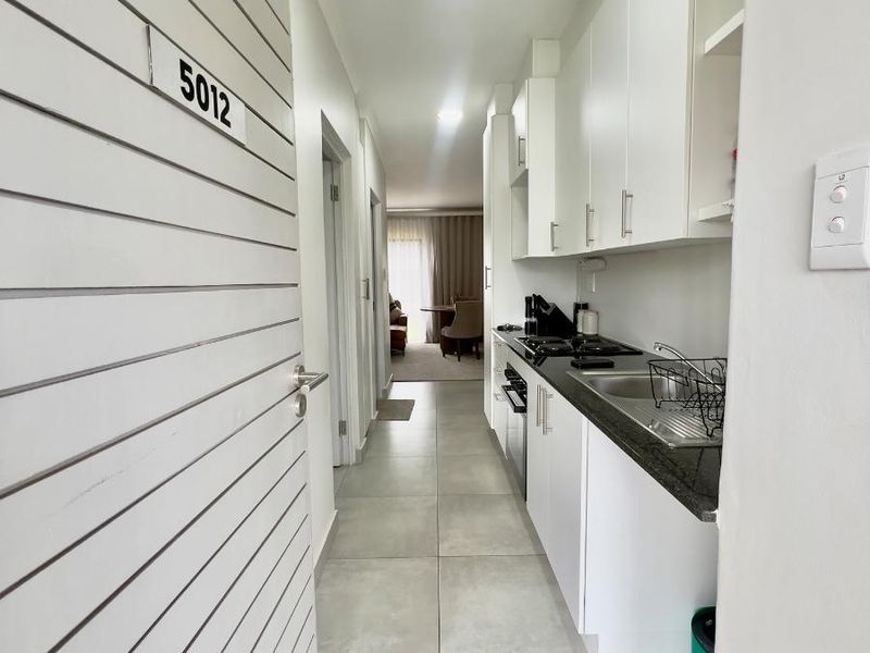 Ground-Floor Modern 1-Bedroom, 1 Bathroom Apartment in Eco-Smart Hesketh Estate, Hayfields Sold - Photo 1