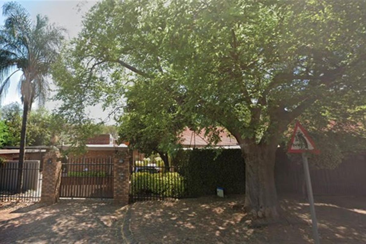 Commercial Property For Sale in Lynnwood Ridge, Pretoria - Photo 4