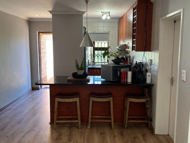 Modern 3 Bedroom Home for Rent in the Popular Welgevonden Estate - Photo 4