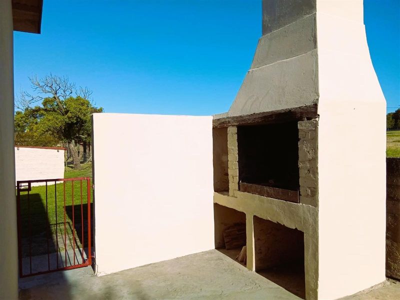 Your Dream Family Home Awaits in Albertinia - Photo 6