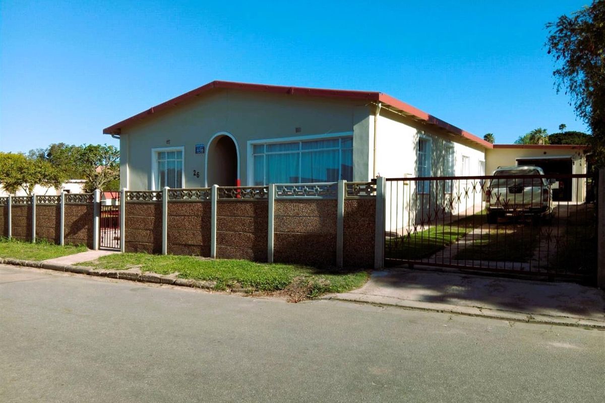 Your Dream Family Home Awaits in Albertinia - Photo 4