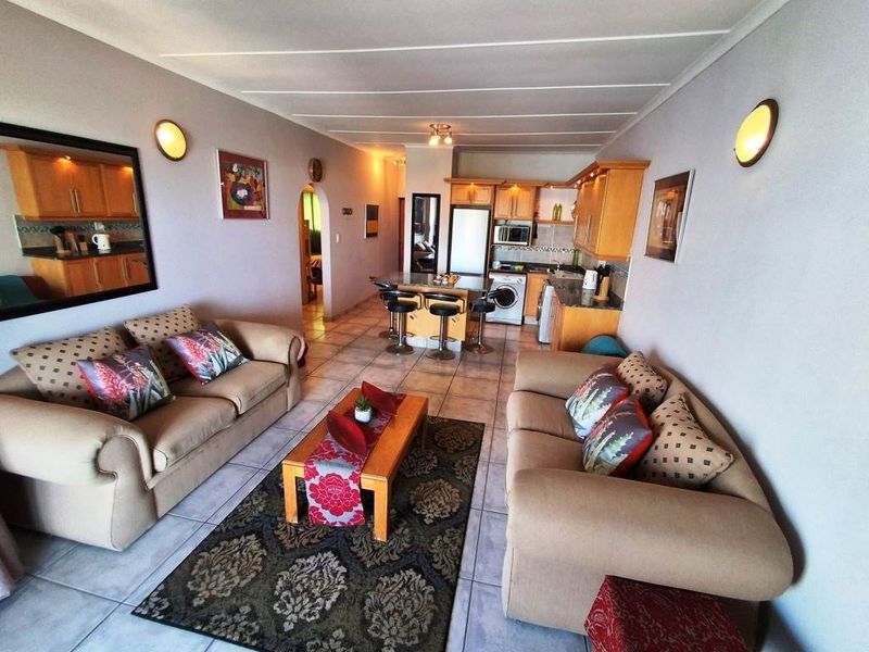 Apartment For Sale in Manaba Beach Margate KwaZulu Natal - Photo 3