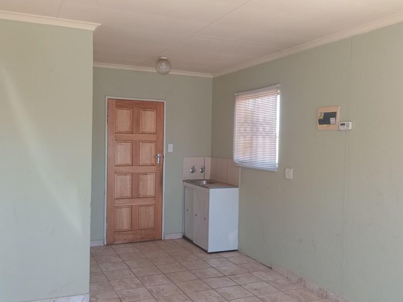 House For Sale in Protea Glen, Soweto - Photo 5