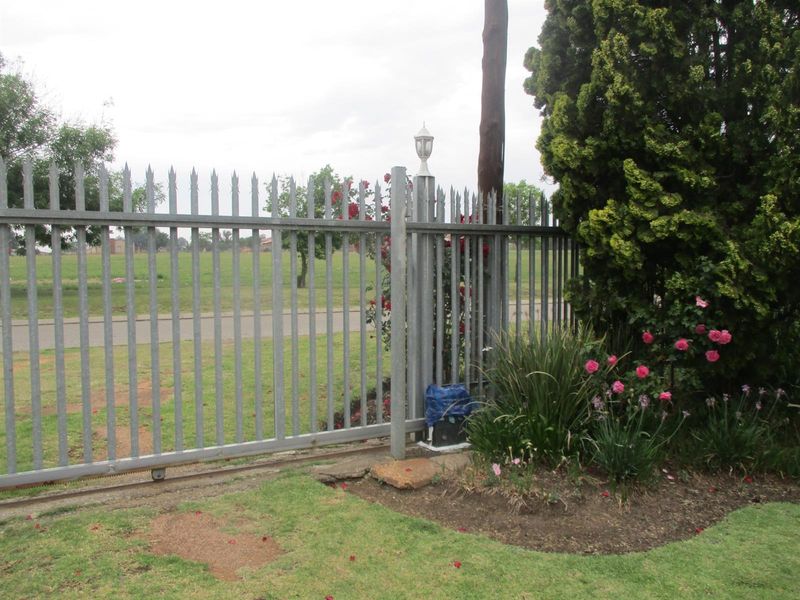 Bargain 3 Bed Family Home For Sale in Devon/Price Reduced - Photo 5