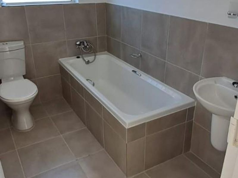 Prime Plot and Plan Home in Mountain Ridge Estate, Groenheuwel - Paarl - Photo 4