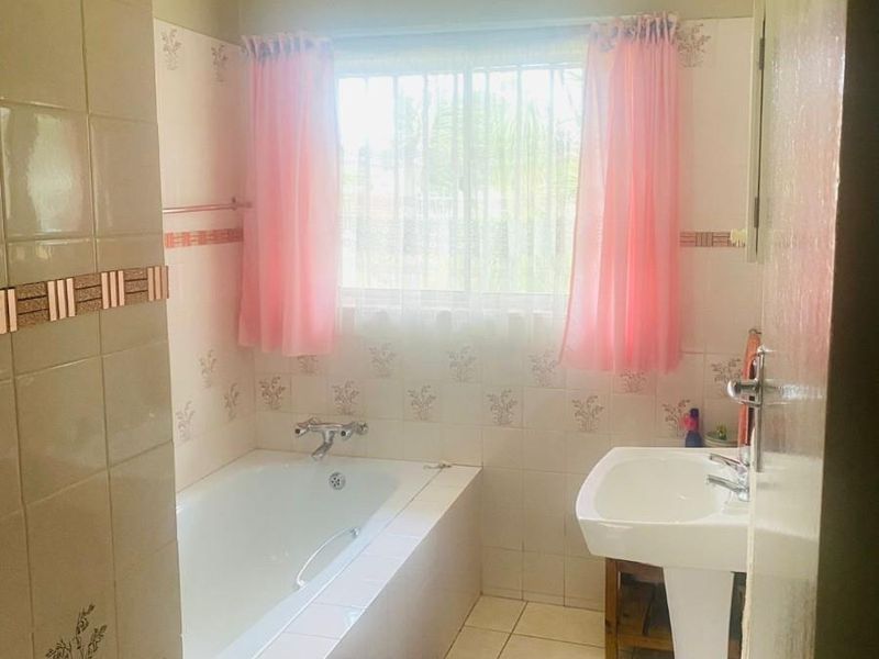 House For Sale in Utrecht, KwaZulu Natal - Photo 10