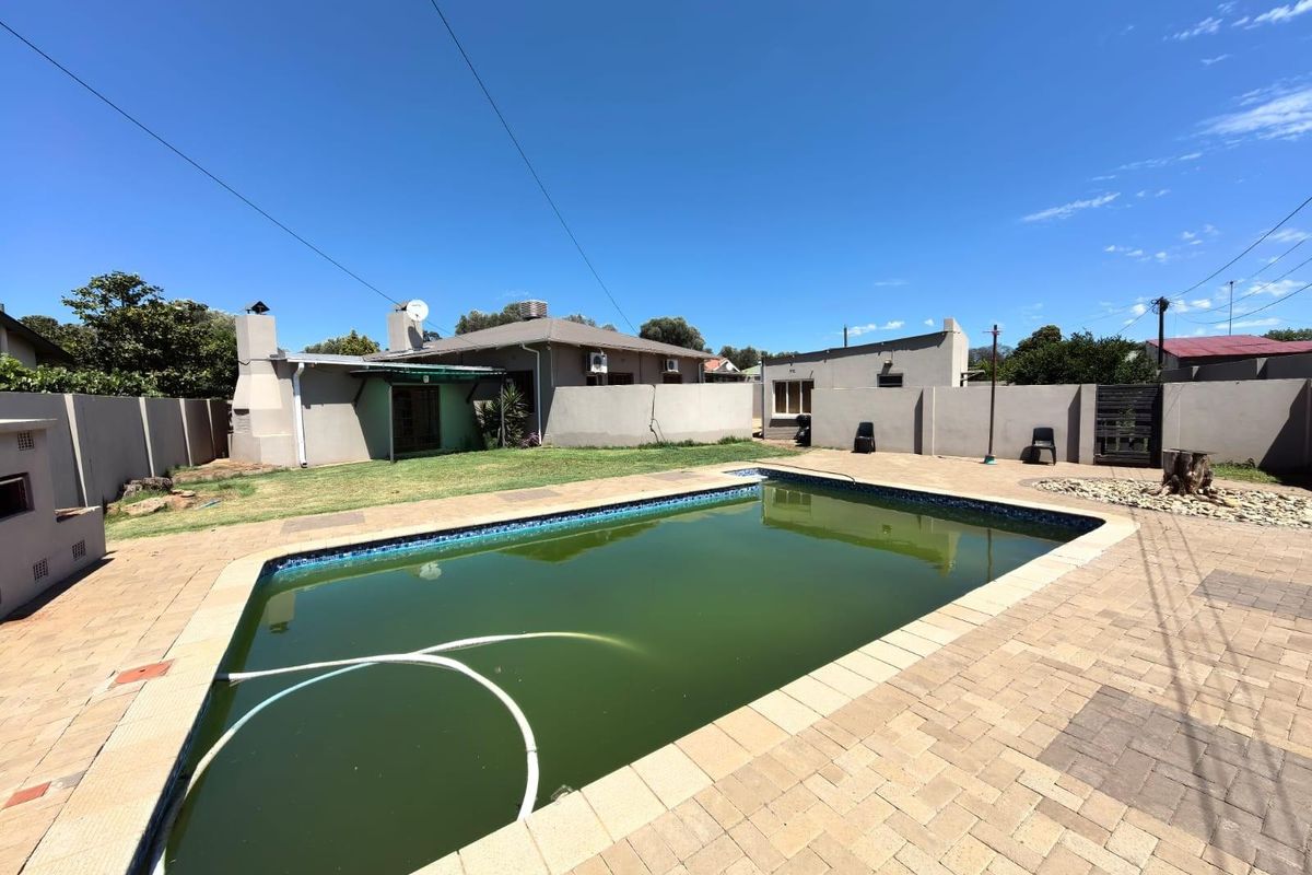 3 Bedroom openplan gem with entertainment area, pool and FLAT! - Photo 2