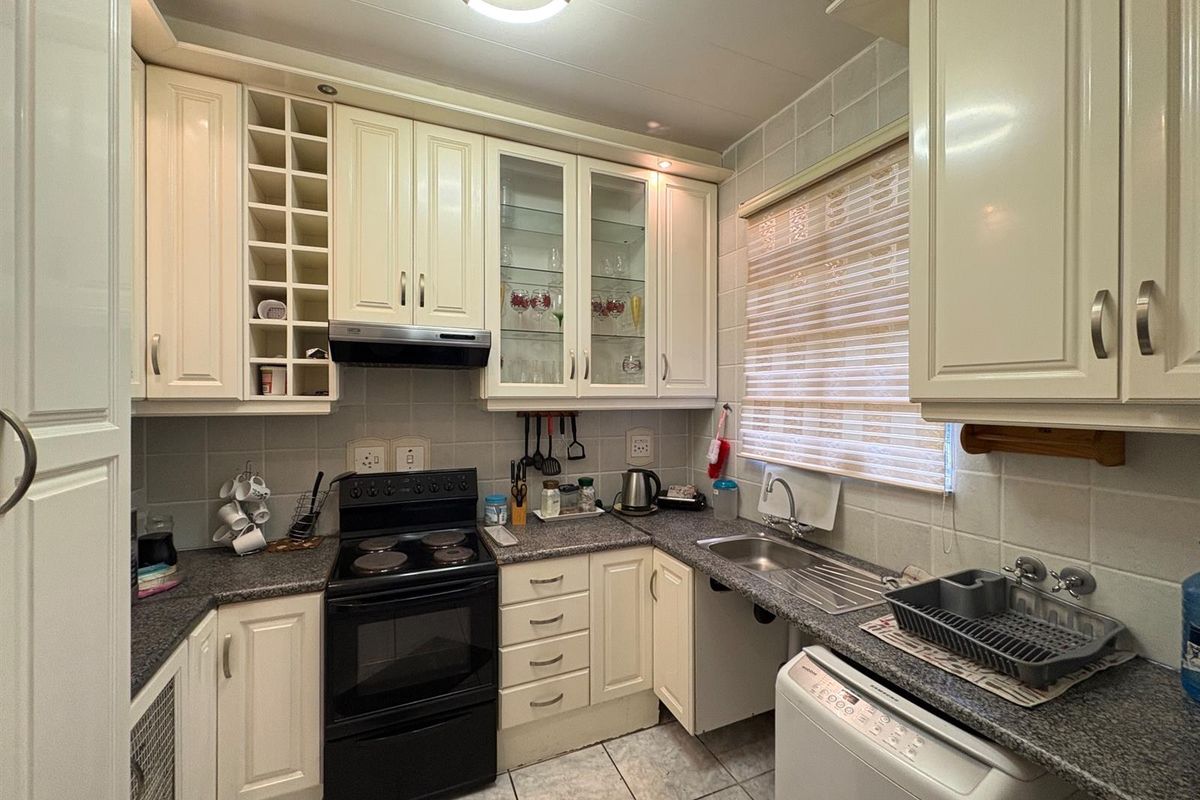 2 Bedroom Apartment To Rent - Photo 2