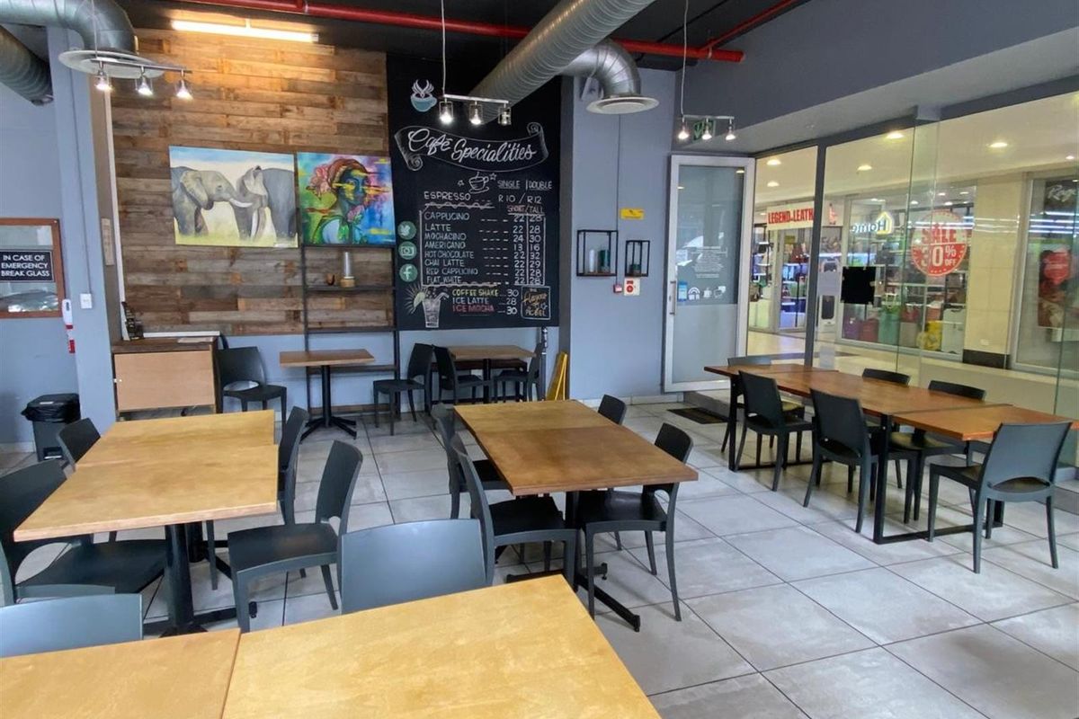 Retail Space To Rent in Cape Town City Centre, Cape Town - Photo 3