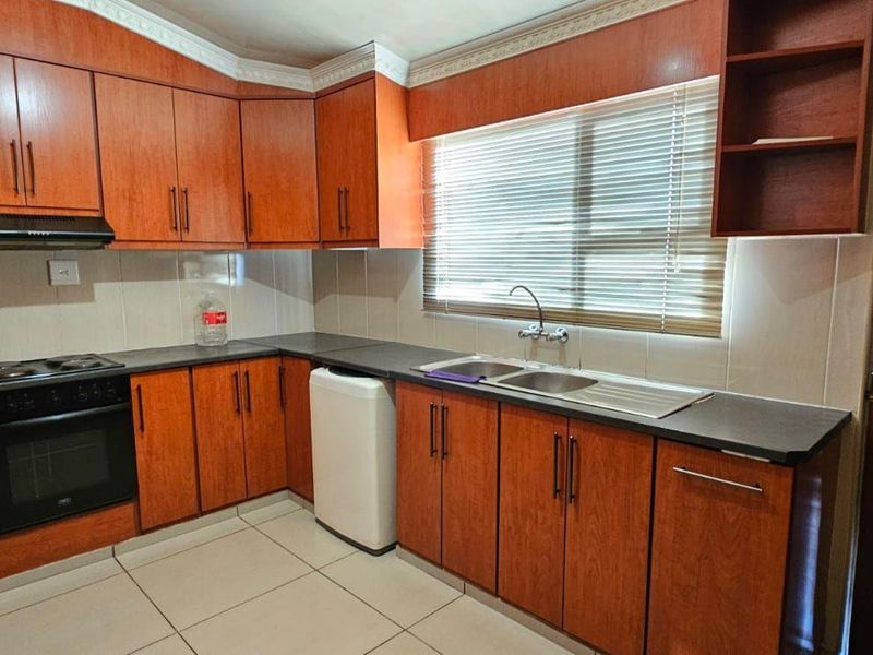 Starter Home - Ideal for First-Time Buyers. - Photo 4