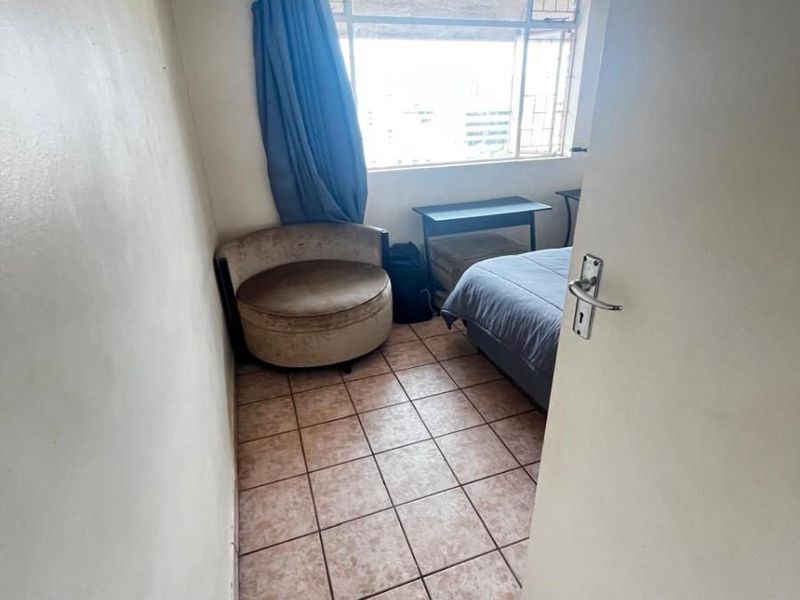 ! ! ! CALLING ALL INVESTORS ! ! !Student Apartment For Sale @ The Hatfield Square in Pretoria - Photo 7