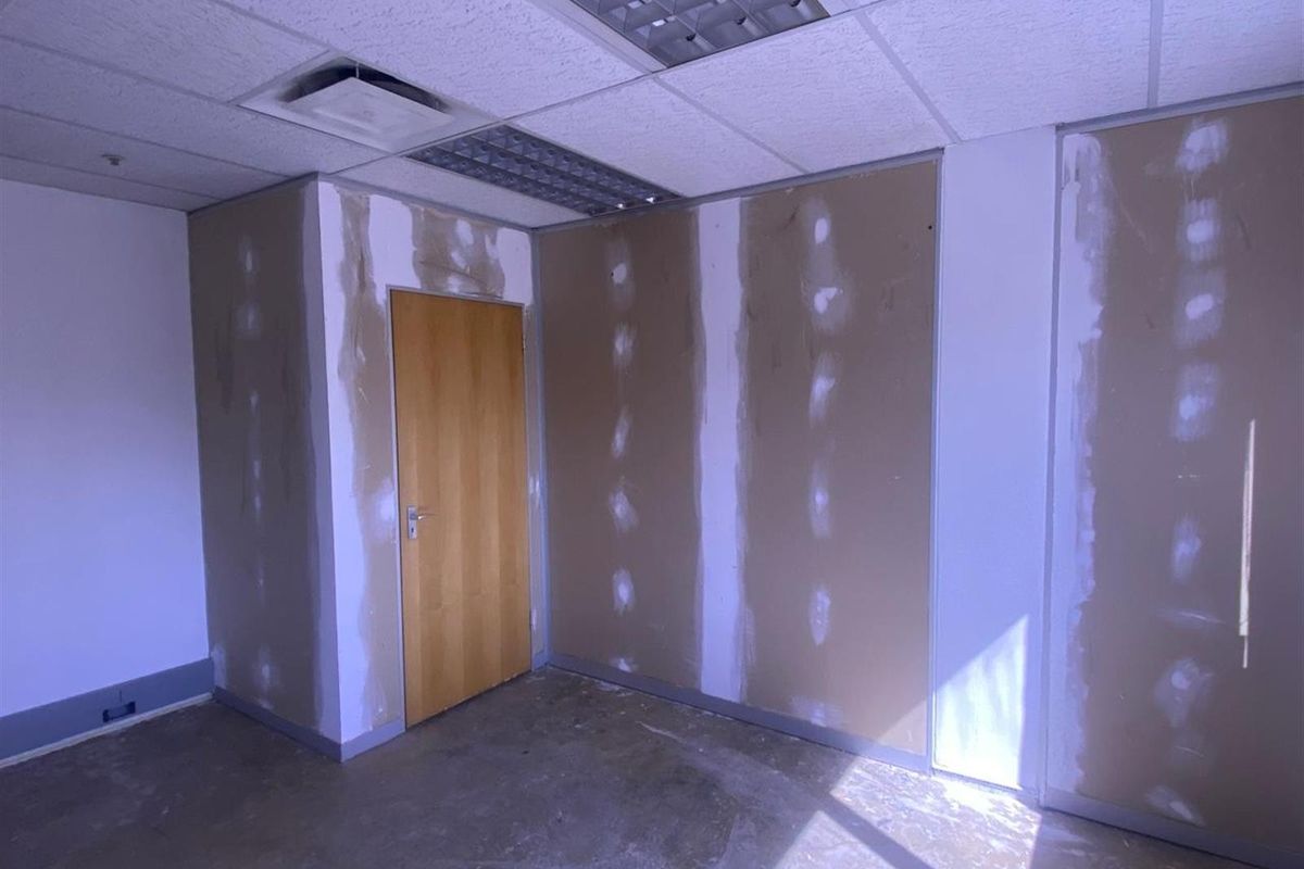 Office To Rent in Cape Town City Centre, Cape Town - Photo 5