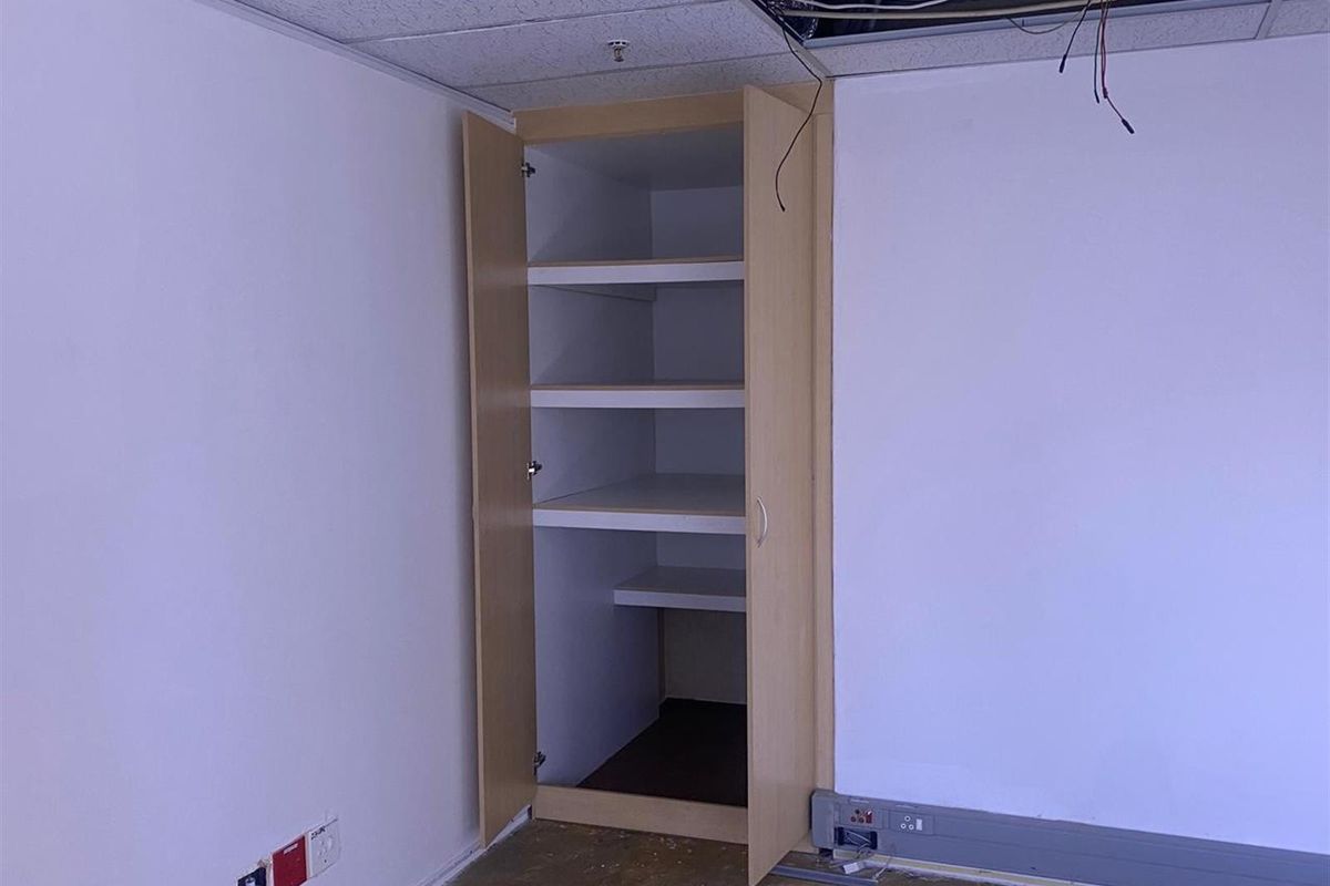 Office To Rent in Cape Town City Centre, Cape Town - Photo 4