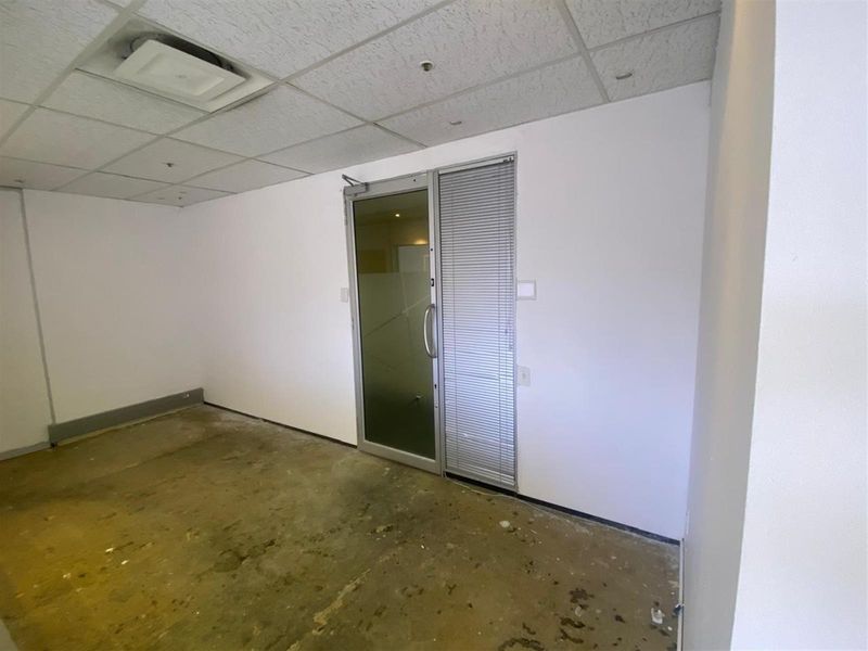 Office To Rent in Cape Town City Centre, Cape Town - Photo 10
