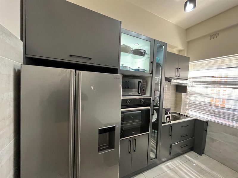 Apartment For Sale in Cyrildene, Johannesburg - Photo 10