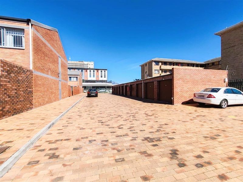 Apartment Block For Sale in Milnerton Central, Milnerton - Photo 10