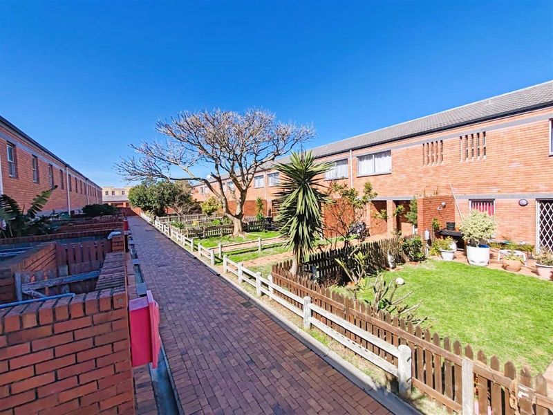 Apartment Block For Sale in Milnerton Central, Milnerton - Photo 6