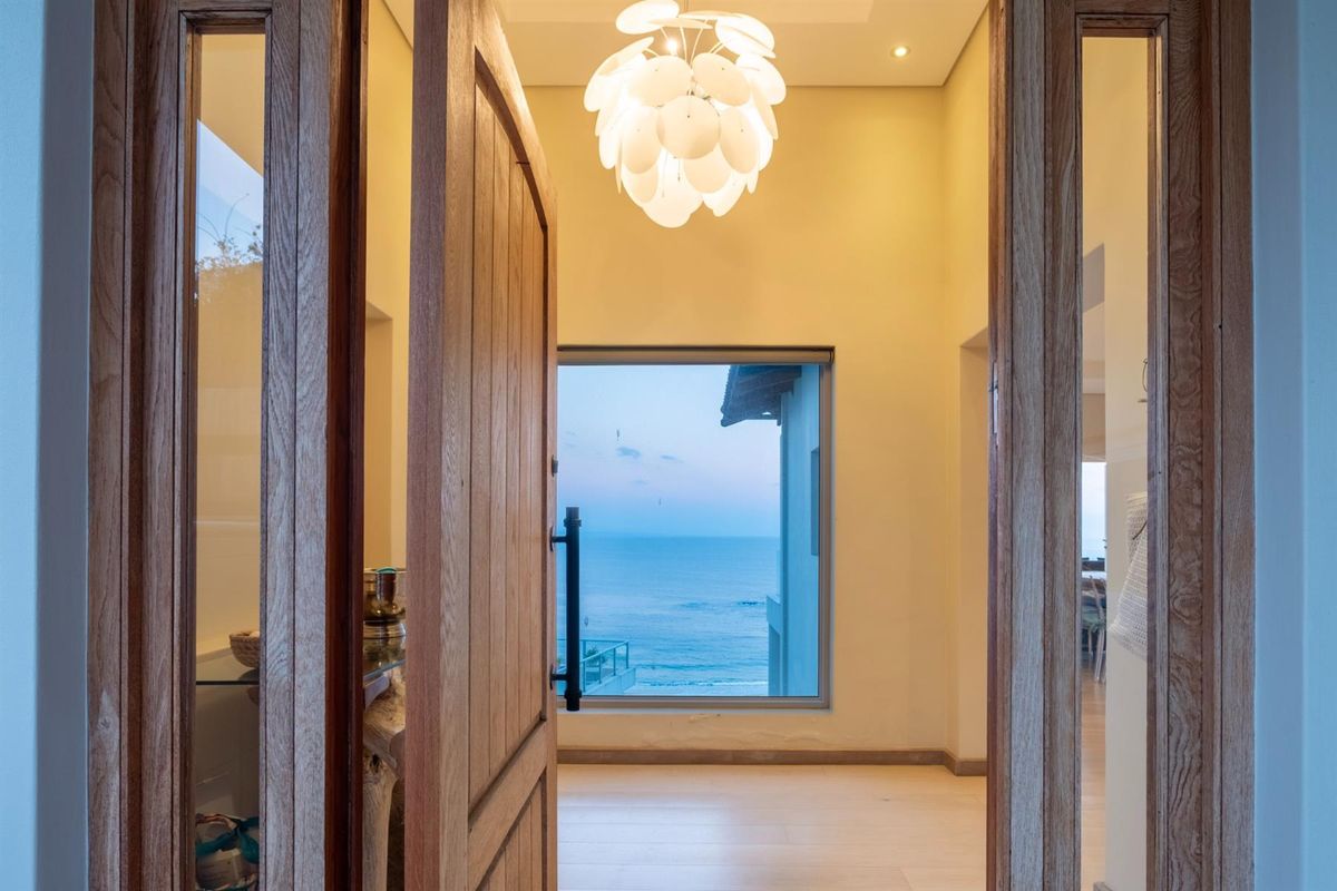 Luxury Family Home for Sale in Plettenberg Bay - Spectacular Ocean Views - Photo 3