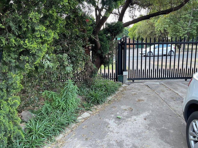 Located in a Good Area and Great for Investment! - Photo 8