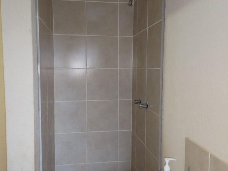 Modern Family Living in Soshanguve VV Ext 14, Where Comfort Meets Space and Community - Photo 6