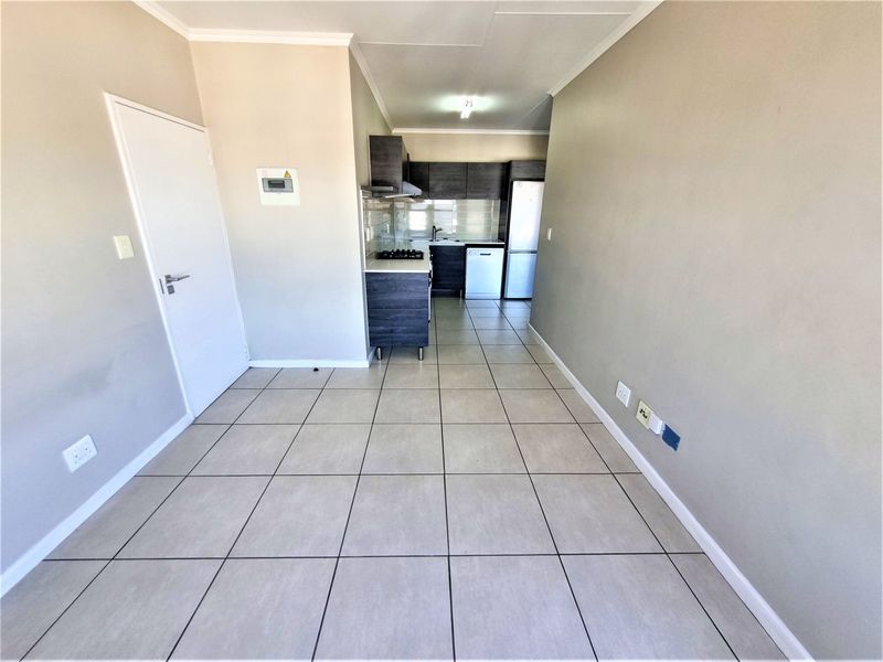 Apartment To Rent in Olivedale, Randburg - Photo 5