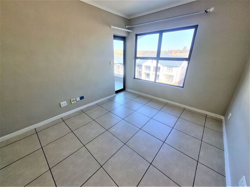 Apartment To Rent in Olivedale, Randburg - Photo 3