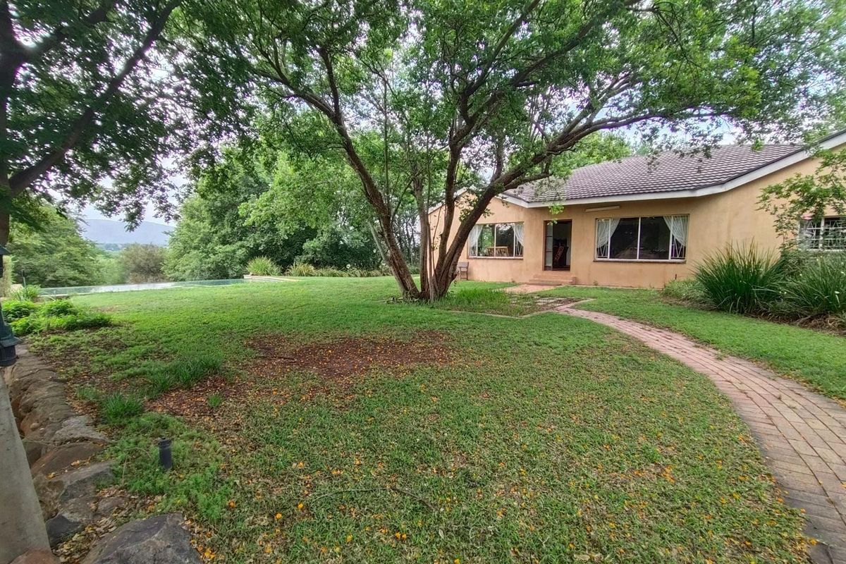 Farm For Sale in Hartbeespoort Rural, Hartbeespoort, North West - Photo 4