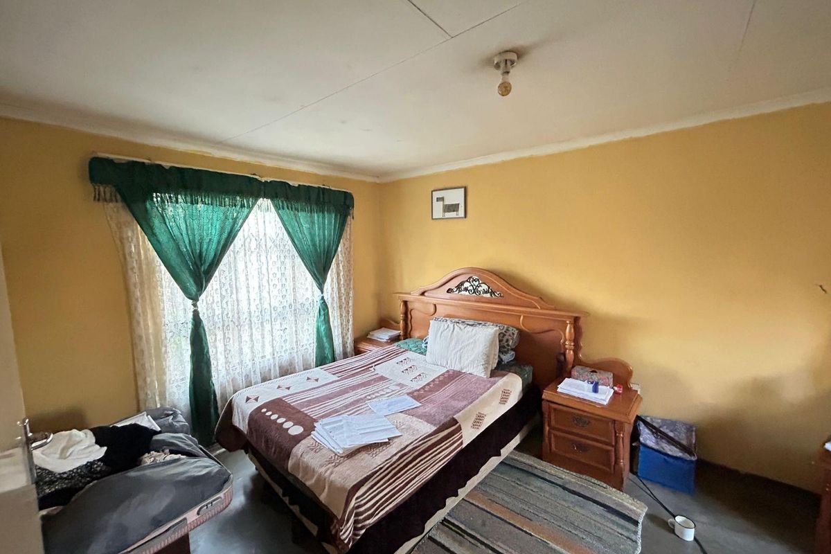 House For Sale in Osizweni, Newcastle, KwaZulu Natal - Photo 5