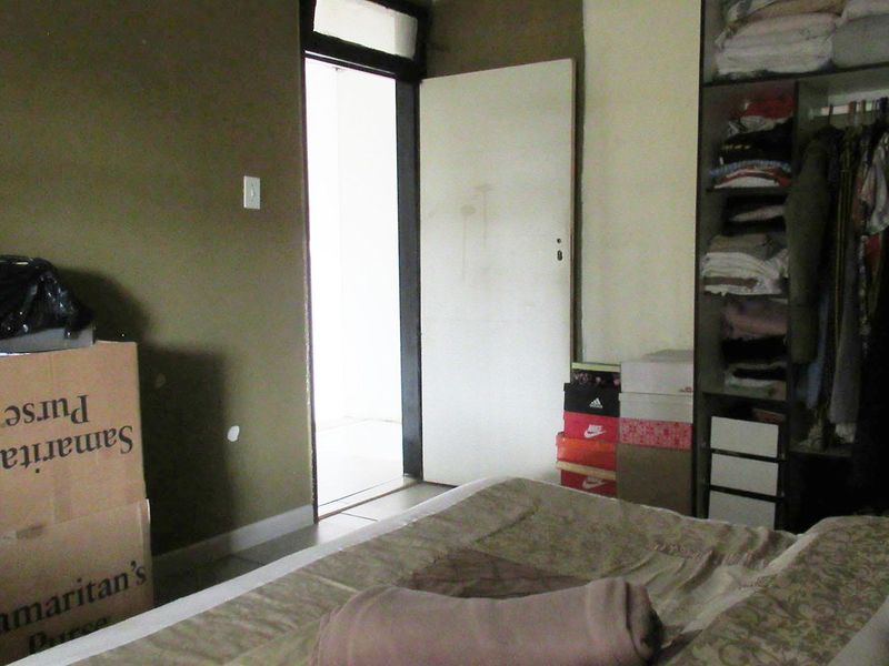 House For Sale in Eldorado Park Soweto Gauteng - Photo 8