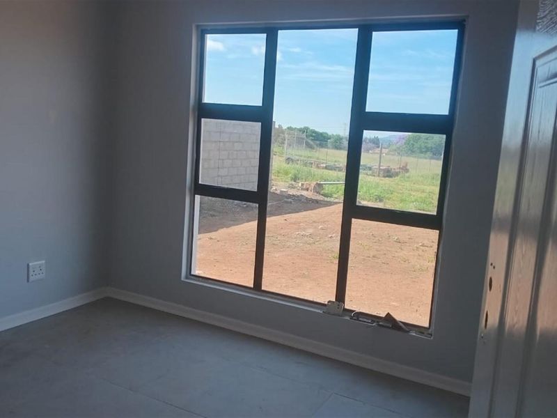 House For Sale in Sunnyridge, Newcastle, KwaZulu Natal - Photo 3